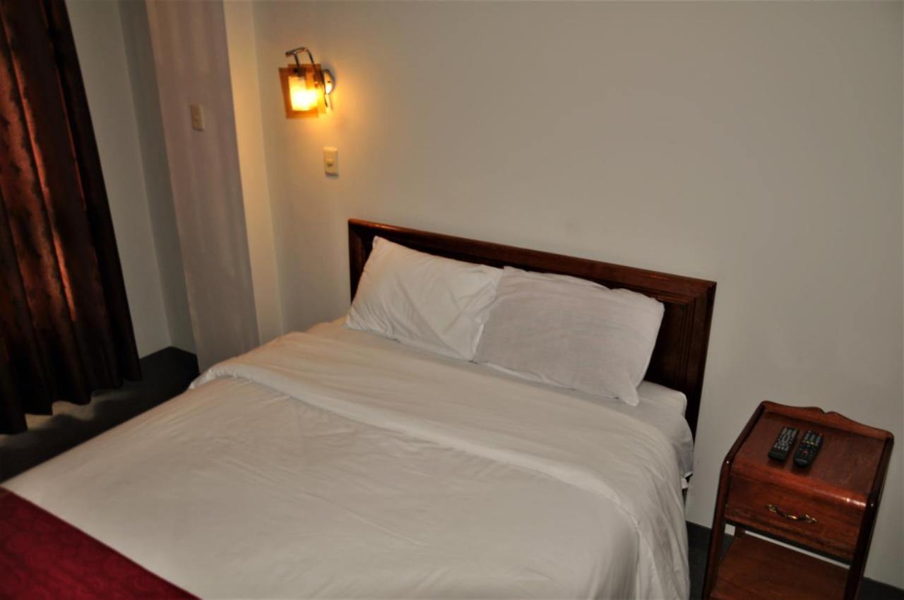 Cesar'S Hotel Peru Puno Extérieur photo